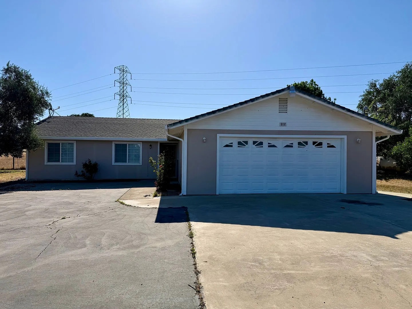 9191 Johnson Trl, Valley Springs, CA 95252